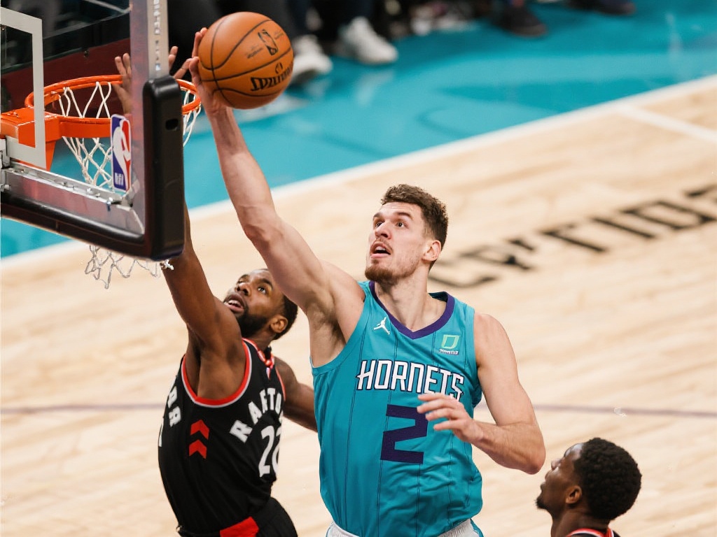 小将继续夺金之路，老将续写泳池传奇佳话